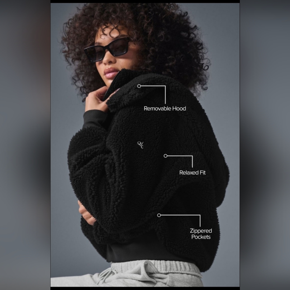 ALO Yoga Black Sherpa  Jacket - Picture 2 of 11